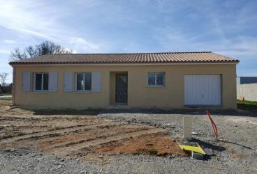 Maison - 92 m² - 4 pièces