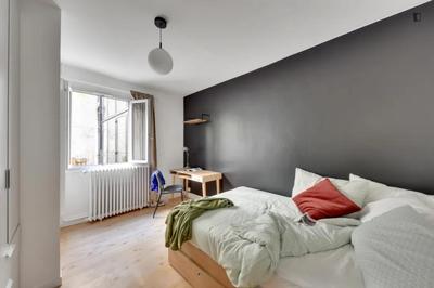 Chambre - 11 m² - 4 pièces