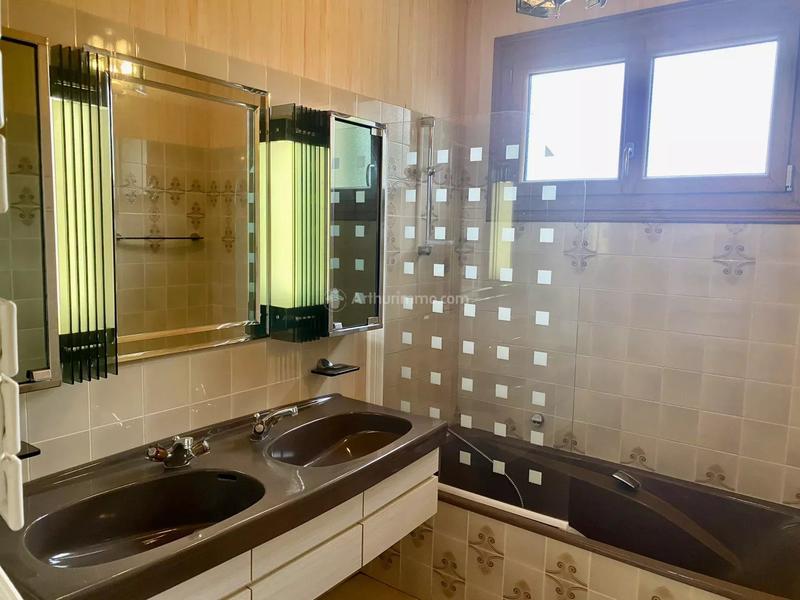 Maison - 88 m² - 5 pièces