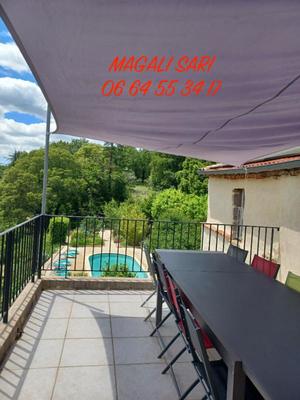 Maison - 211 m² - 8 pièces