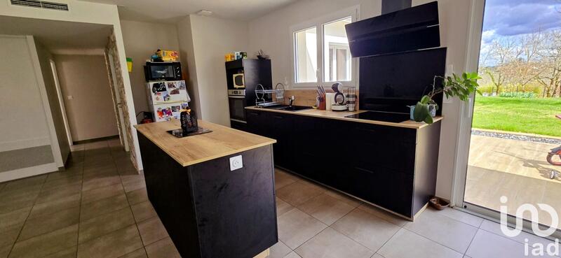 Maison - 100 m² - 4 pièces