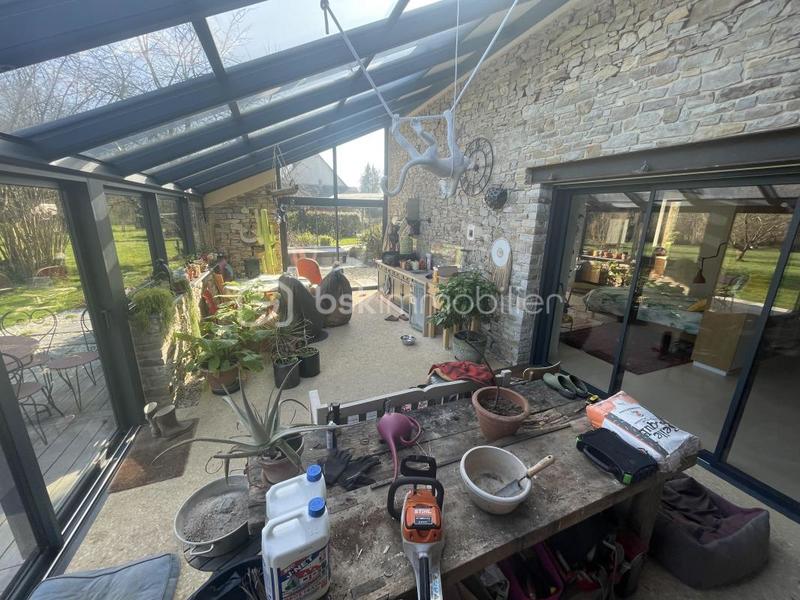 Demeure - 337 m² - 11 pièces