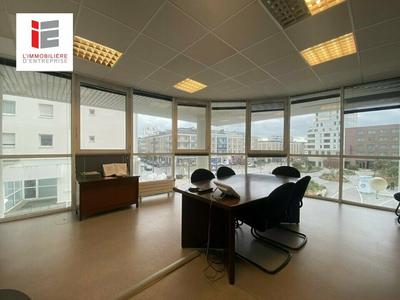 Bureau - 1 275 m²