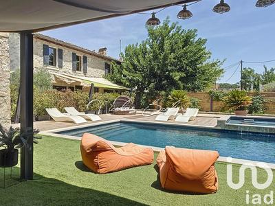 Maison - 1 m² - 6 pièces