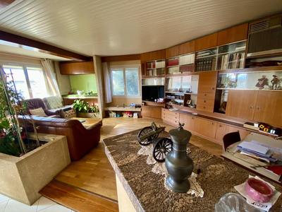 Maison - 168 m² - 7 pièces