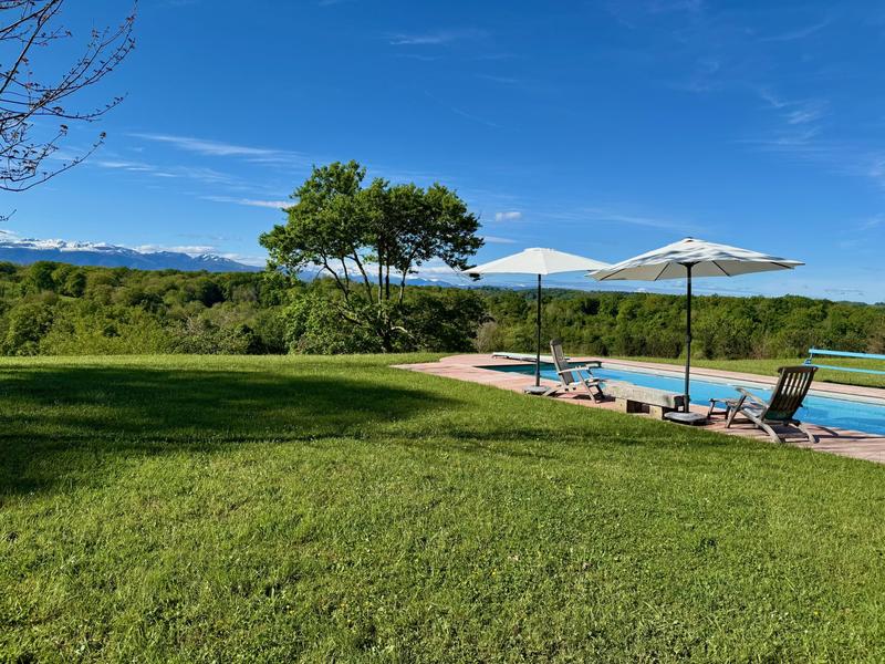 Maison - 230 m² - 10 pièces