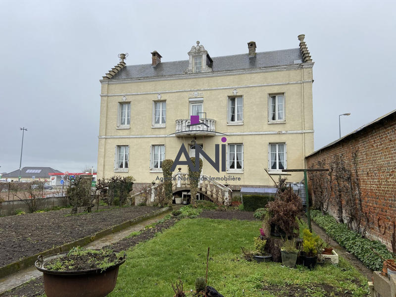 Maison - 94 m² - 6 pièces