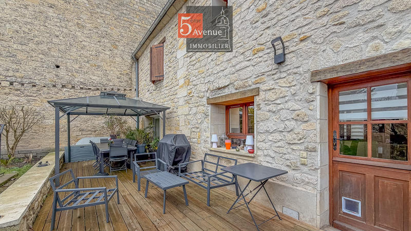 Maison - 142 m² - 5 pièces