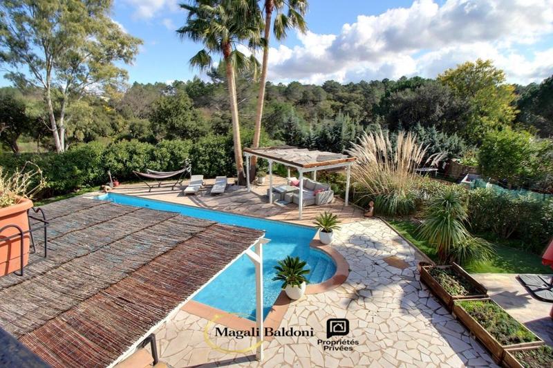 Villa - 186 m² - 7 pièces