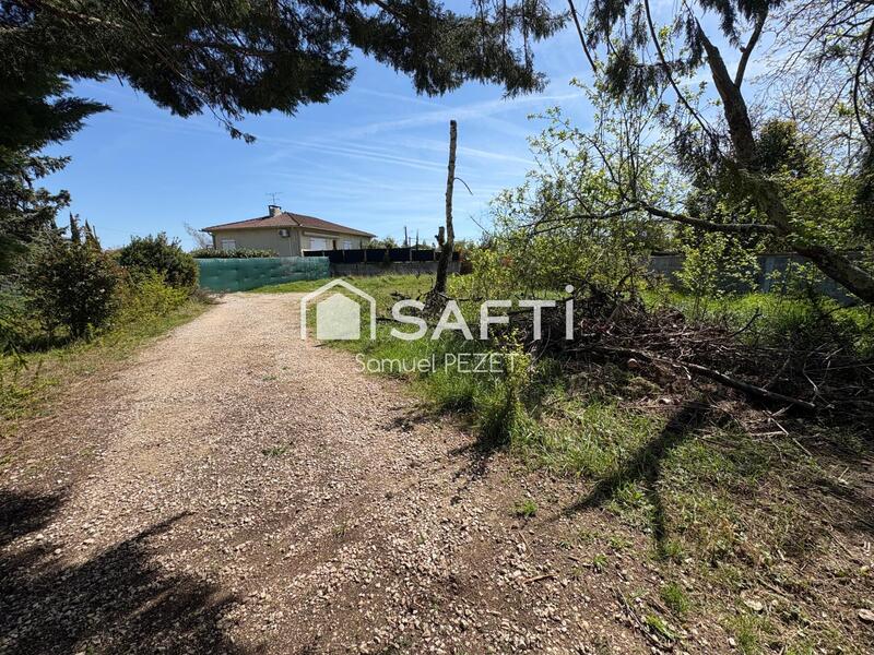 Terrain - 961 m²