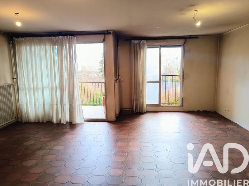 Appartement - 99 m² - 4 pièces