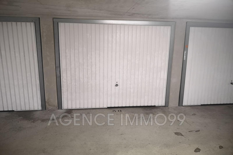 Parking / Garage - 14 m²