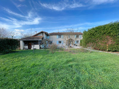 Maison - 166 m² - 7 pièces