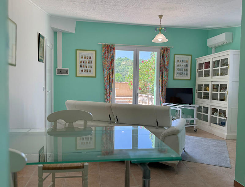 Maison - 160 m² - 7 pièces