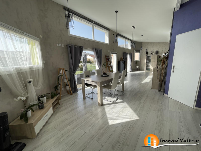 Maison - 103 m² - 4 pièces