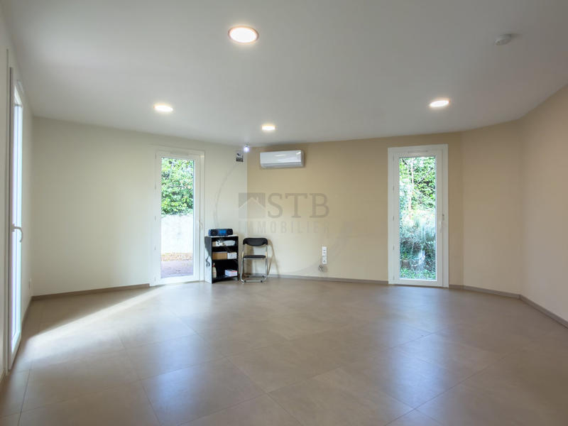 Maison traditionnelle - 130 m² - 6 pièces