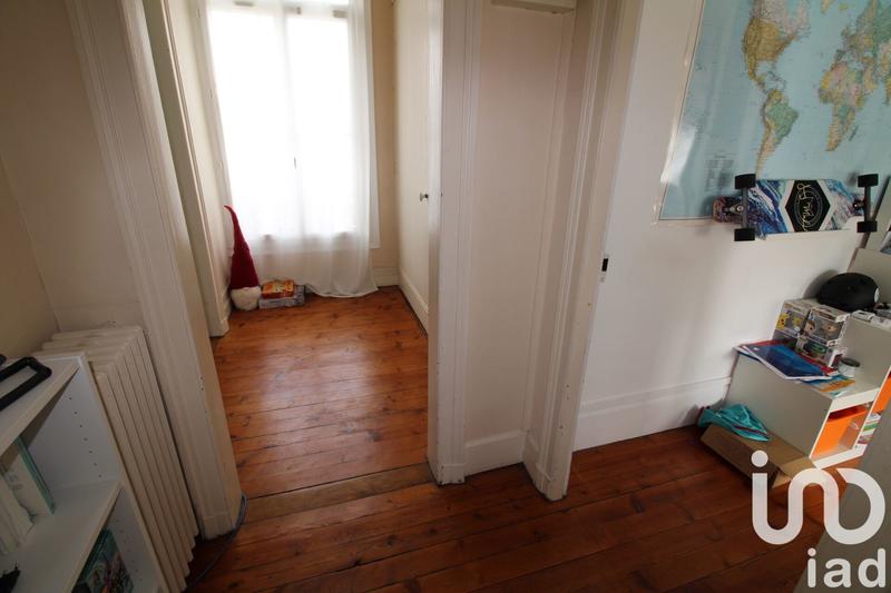 Maison - 209 m² - 9 pièces