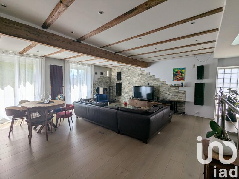 Maison - 181 m² - 5 pièces