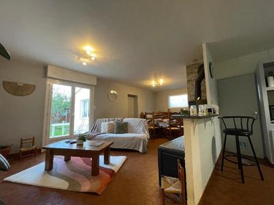 Maison - 94 m² - 5 pièces