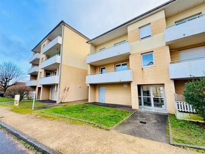 Appartement - 82 m² - 4 pièces