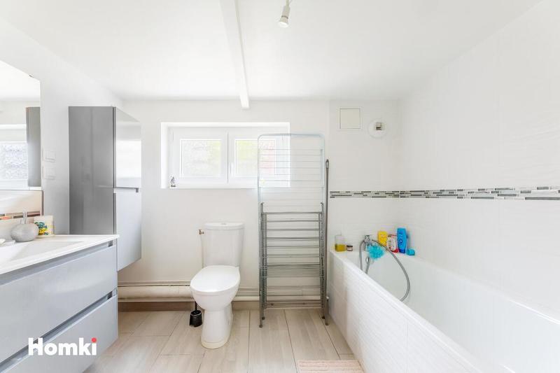 Maison - 85 m² - 4 pièces