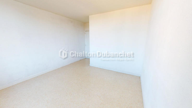 Appartement - 125 m² - 4 pièces