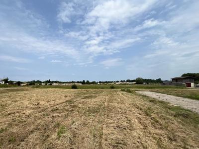 Terrain constructible - 568 m²