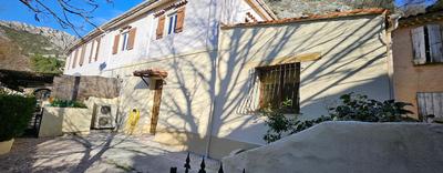 Maison - 135 m² - 4 pièces