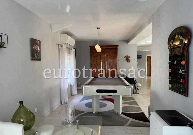 Villa - 161 m² - 4 pièces