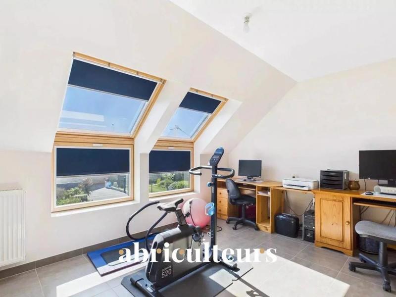 Maison - 186 m² - 9 pièces