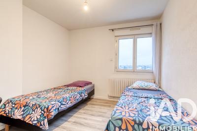 Maison - 104 m² - 5 pièces