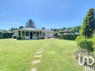 Maison - 171 m² - 7 pièces