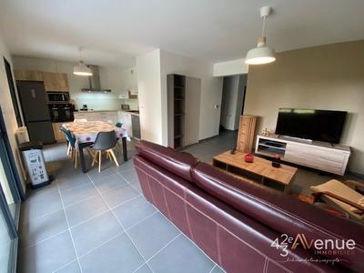 Appartement - 87 m² - 5 pièces