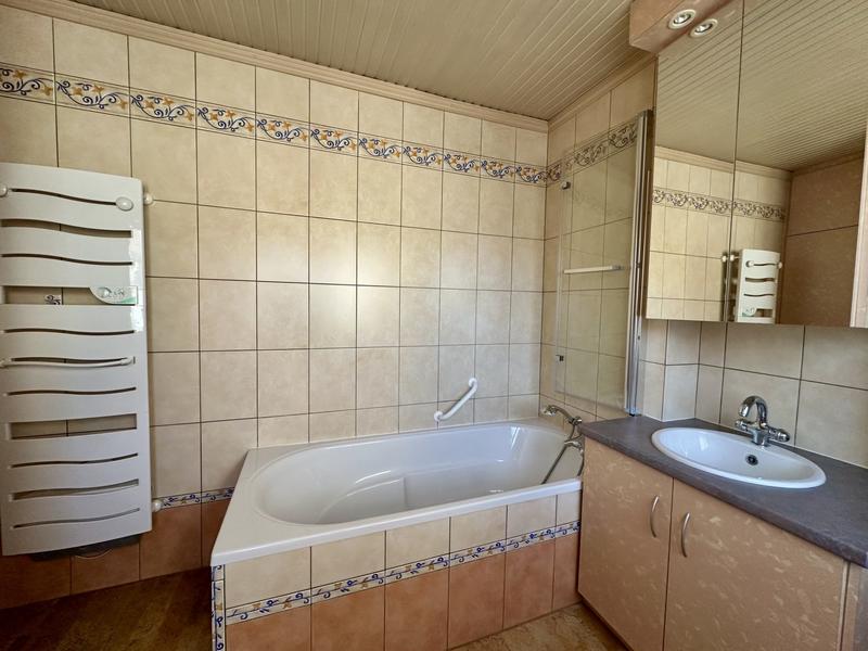 Appartement - 107 m² - 5 pièces