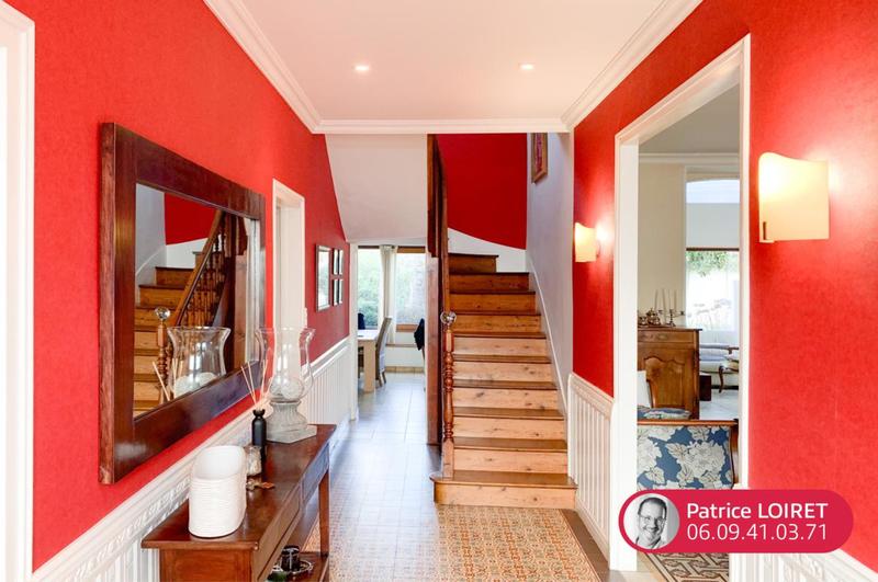 Maison de maîtres - 200 m² - 9 pièces