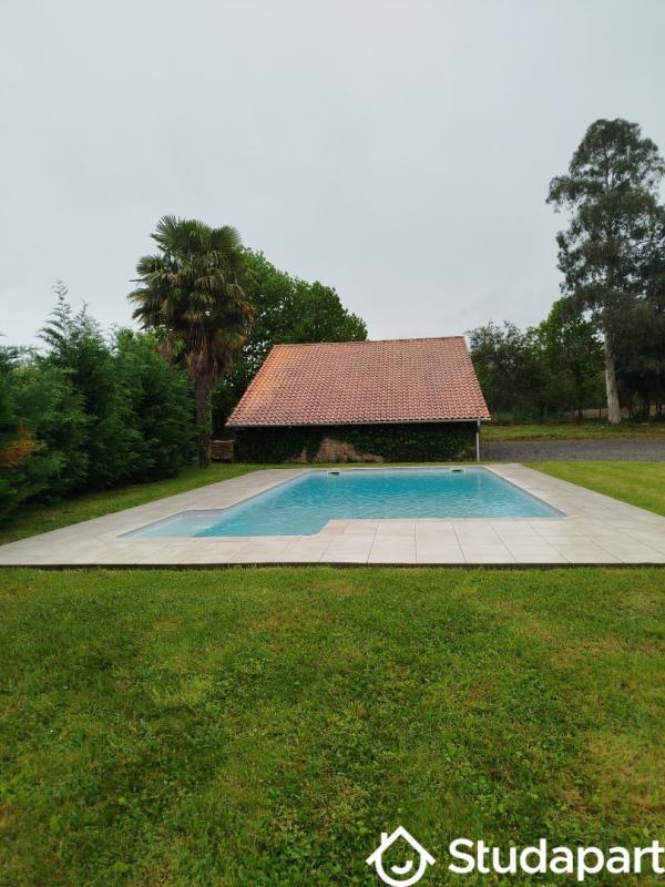 Maison - 300 m² - 5 pièces