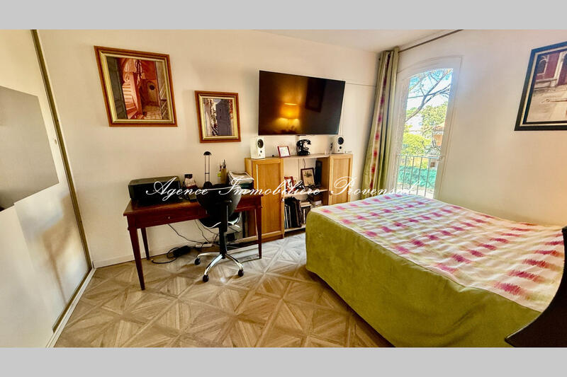 Appartement - 92 m² - 3 pièces