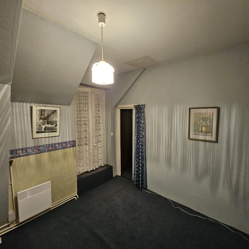 Maison - 125 m² - 12 pièces