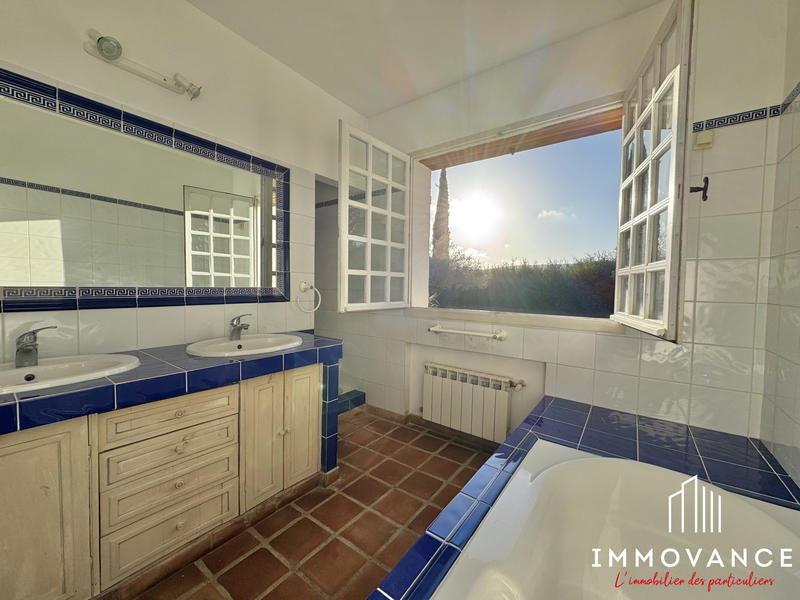 Maison - 170 m² - 5 pièces