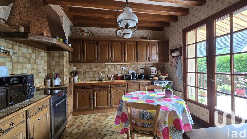 Maison - 158 m² - 8 pièces