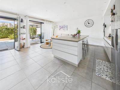 Appartement - 71 m² - 3 pièces