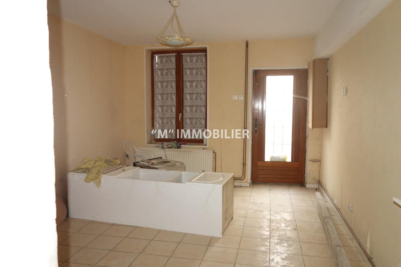 Maison - 215 m² - 8 pièces
