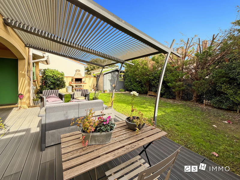 Maison - 101 m² - 5 pièces