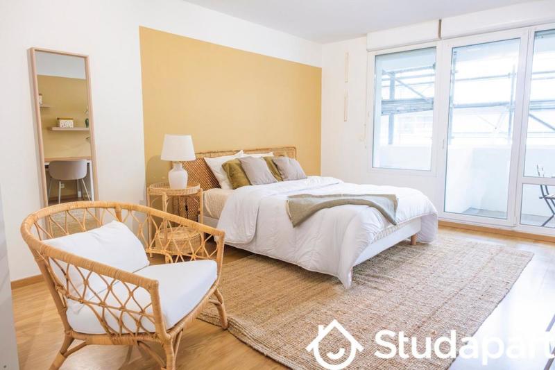 Chambre - 9 m² - 1 pièce