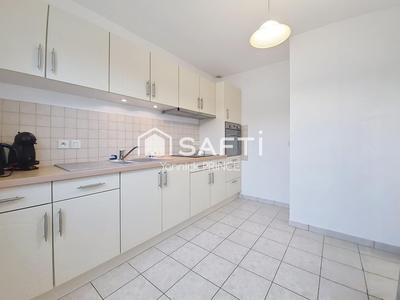 Maison - 93 m² - 4 pièces