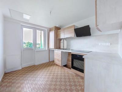 Appartement - 77 m² - 4 pièces