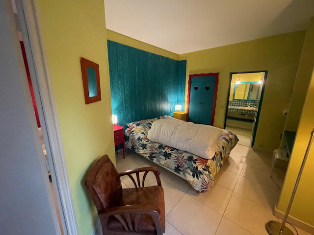 Maison - 380 m² - 10 pièces