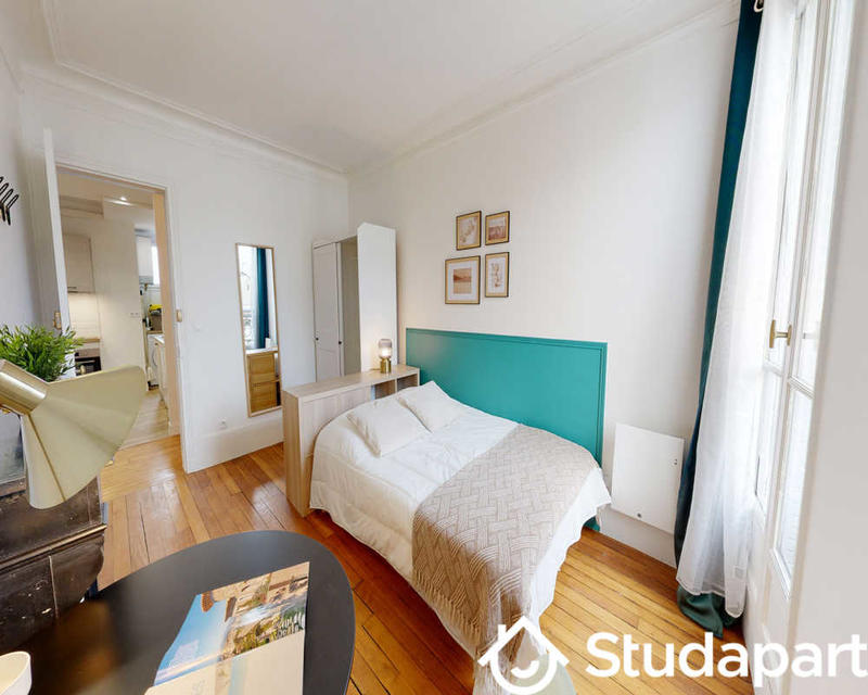 Chambre - 160 m² - 1 pièce