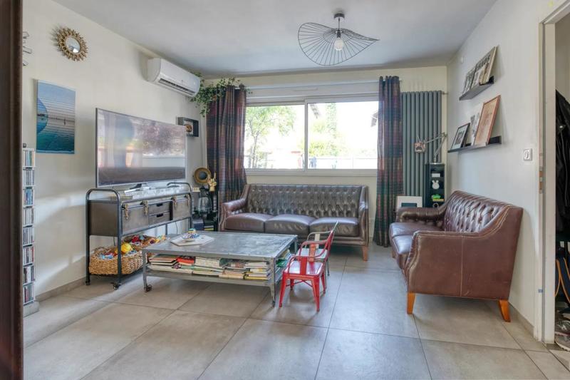 Maison - 190 m² - 6 pièces