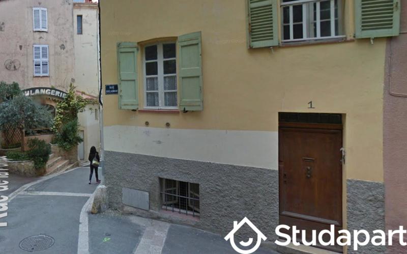 Chambre - 7 m² - 1 pièce